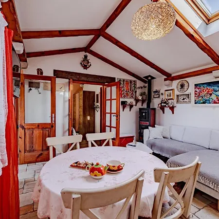 Villa Tania By Guide